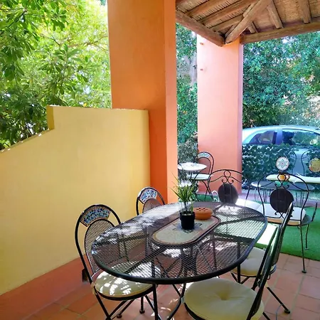 Domus Oleanders Apartment