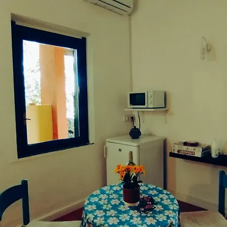 Domus Oleanders Apartment *